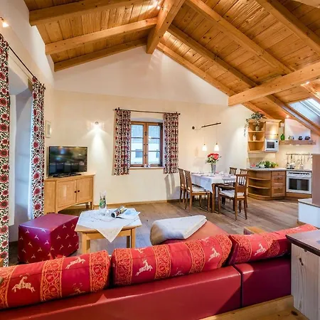 Moierhof Der Ferienbauernhof Am Chiemsee Farmház *